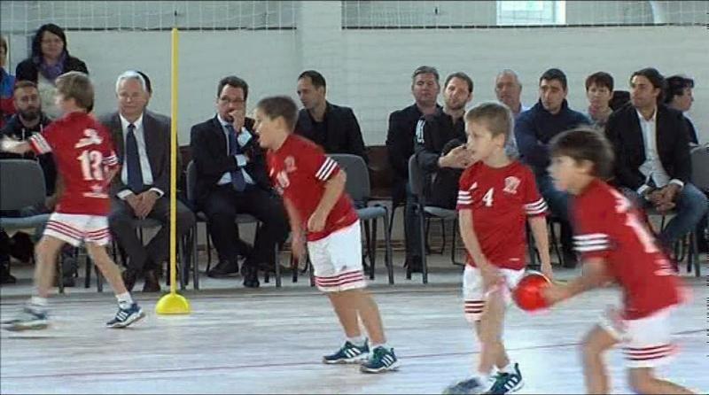 Csarnok avató Csarnok avató