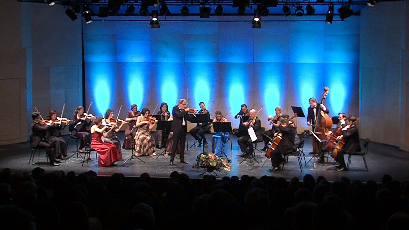Újév köszöntő koncert Újév köszöntő koncert
