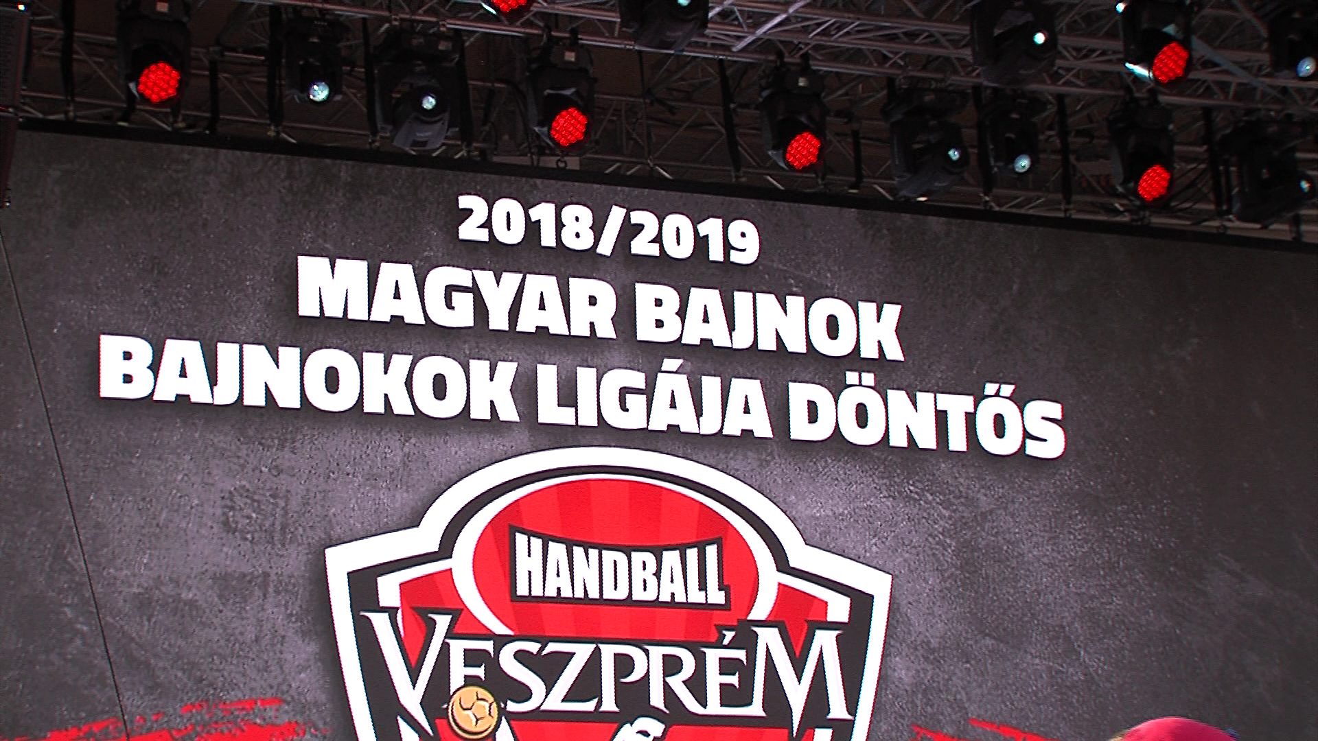 Ünnep a szurkolókkal Ünnep a szurkolókkal